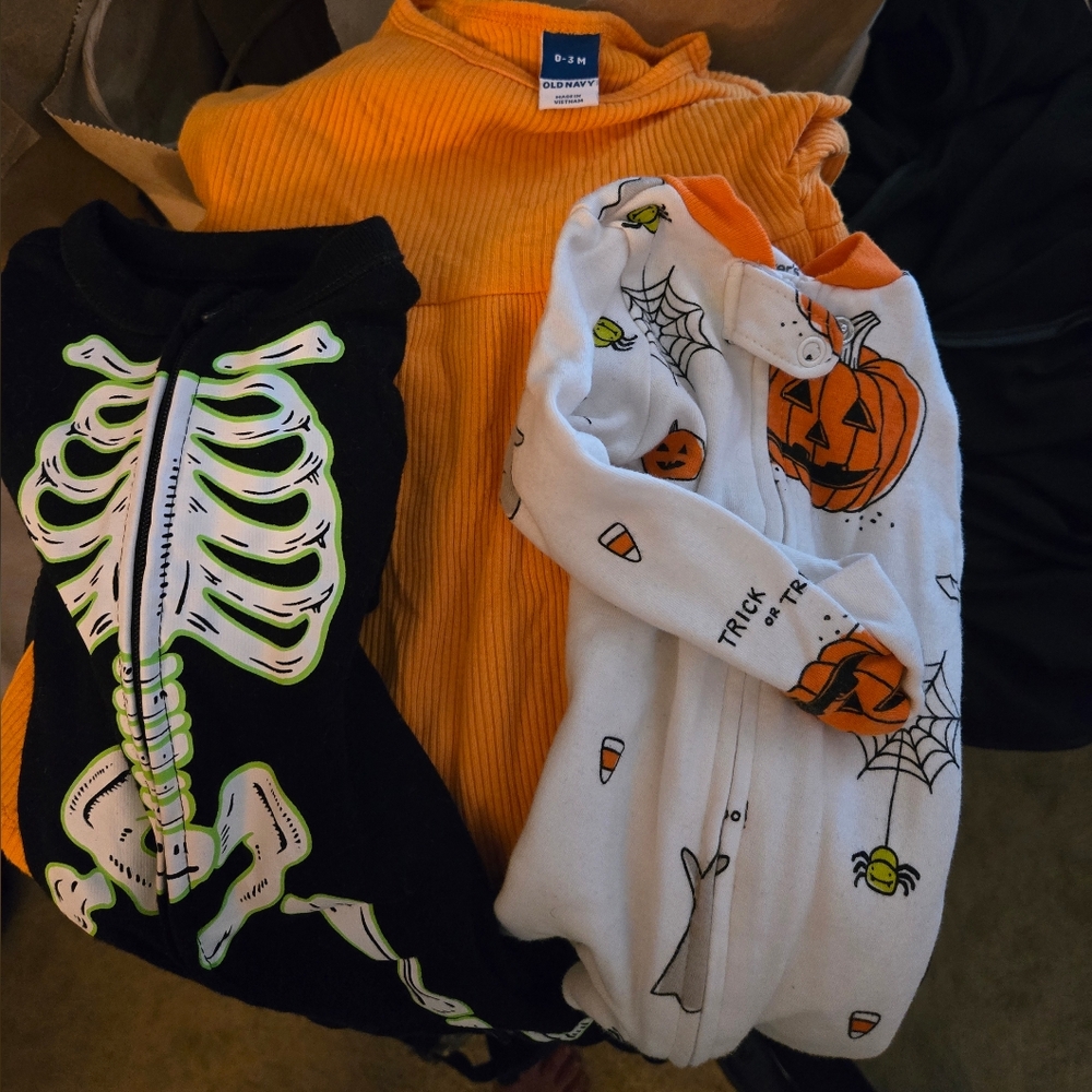 🎃 GUC Set o HALLOWEEN Newborn onesies & Orange 0-3m Dress (Old Navy & Carters)